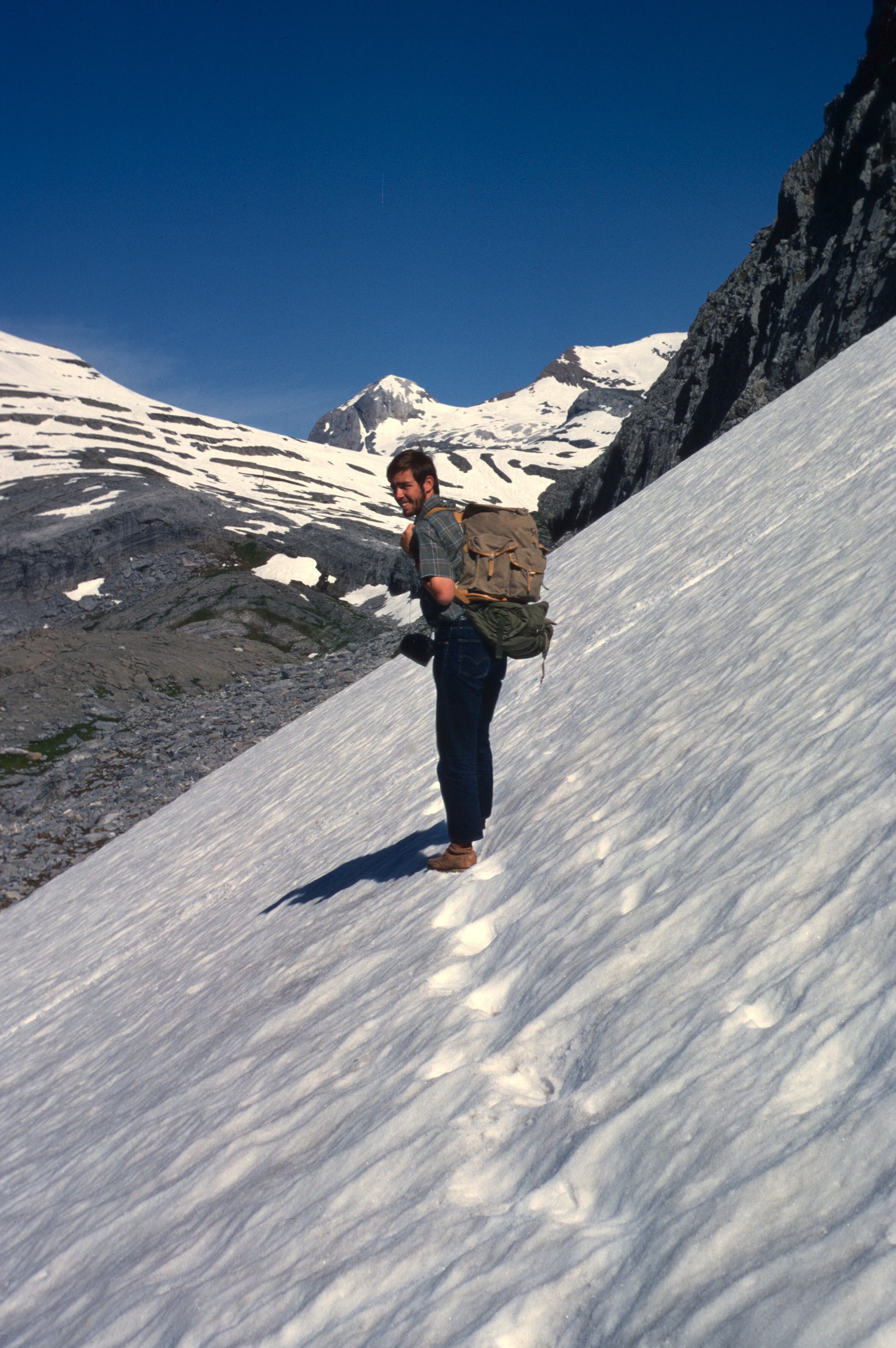 spain pyrenees ordesa trail barr