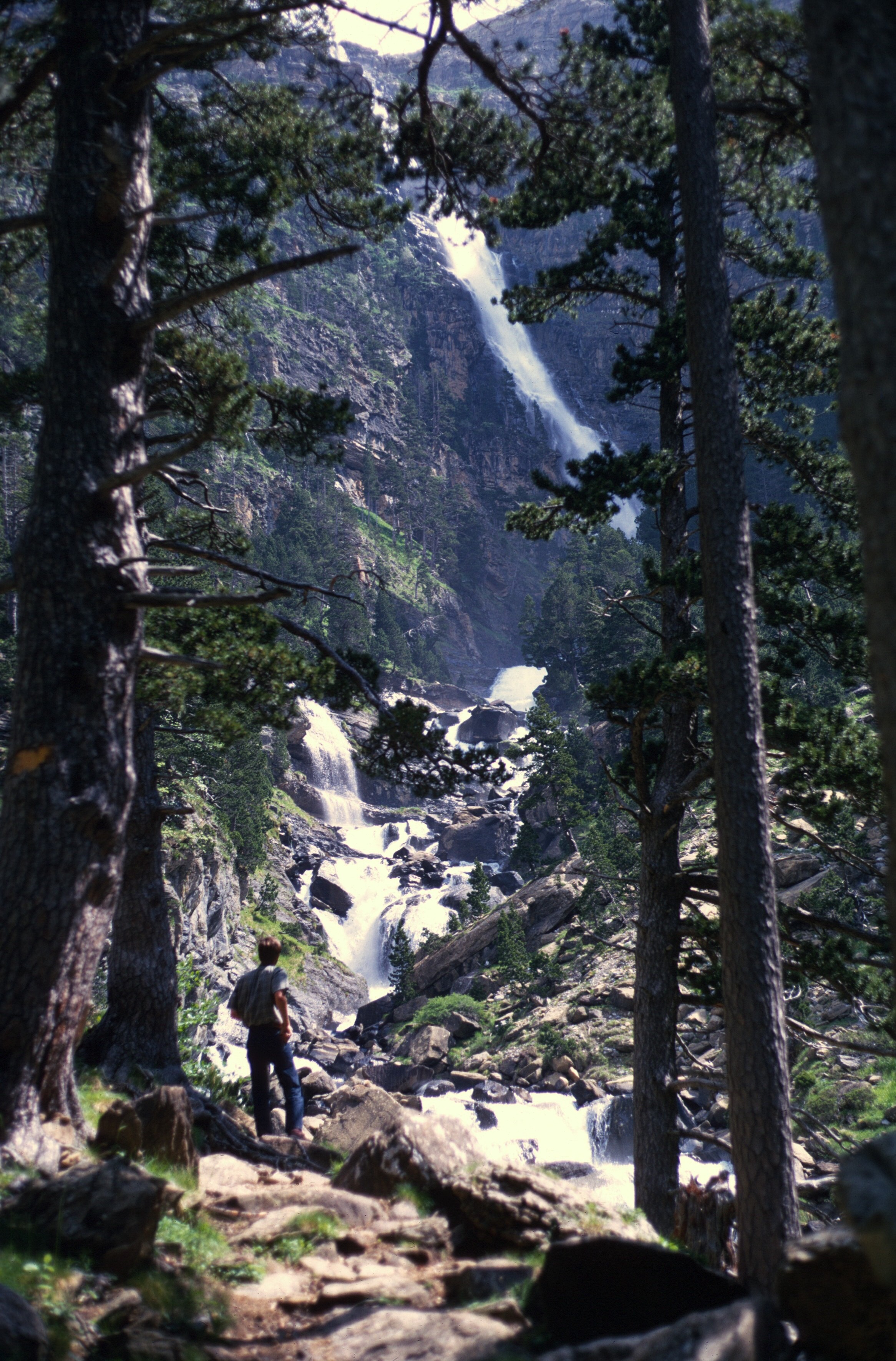 spain pyrenees ordesa valley barr copy
