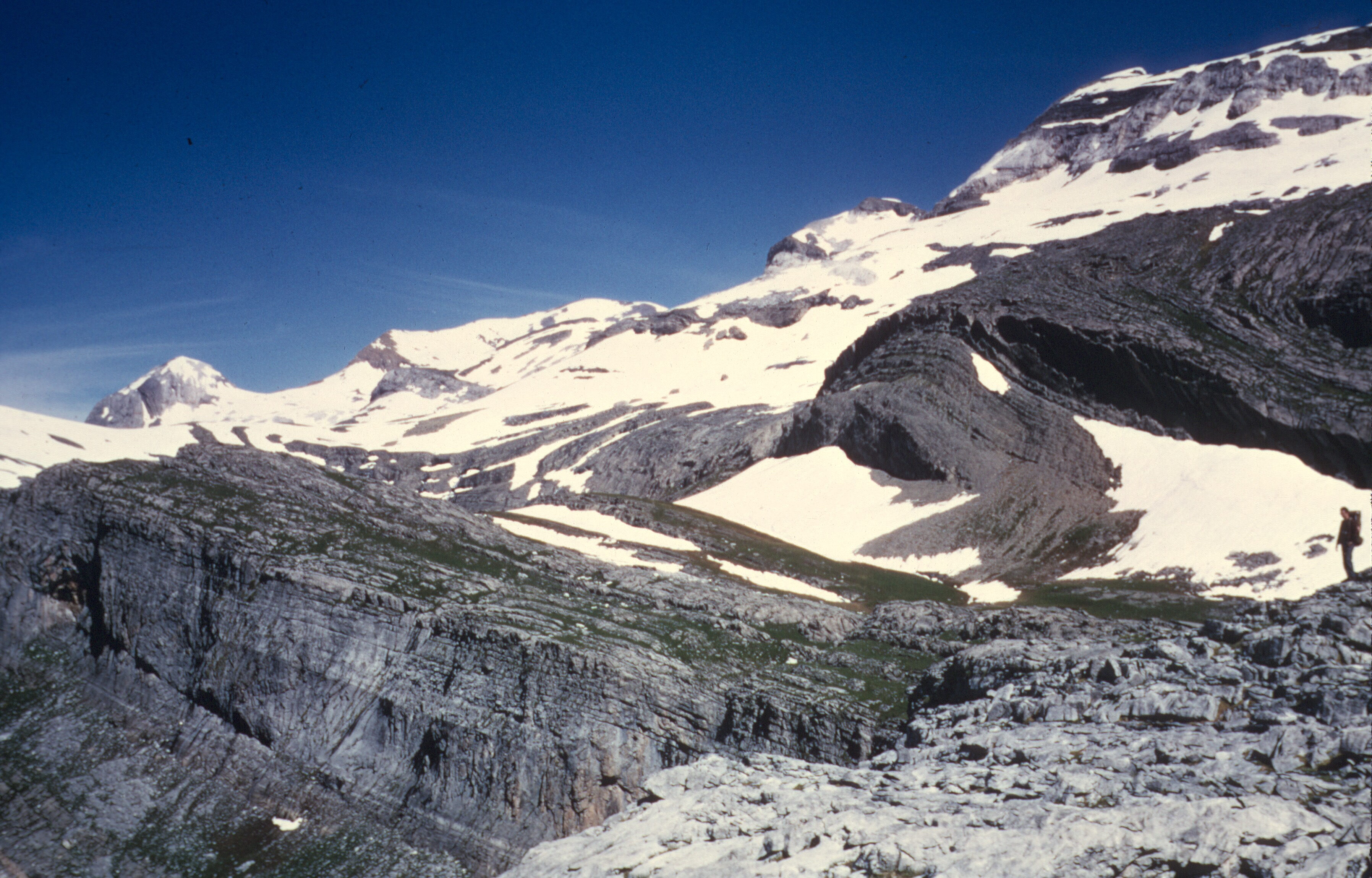 spain pyrenees pano me-1