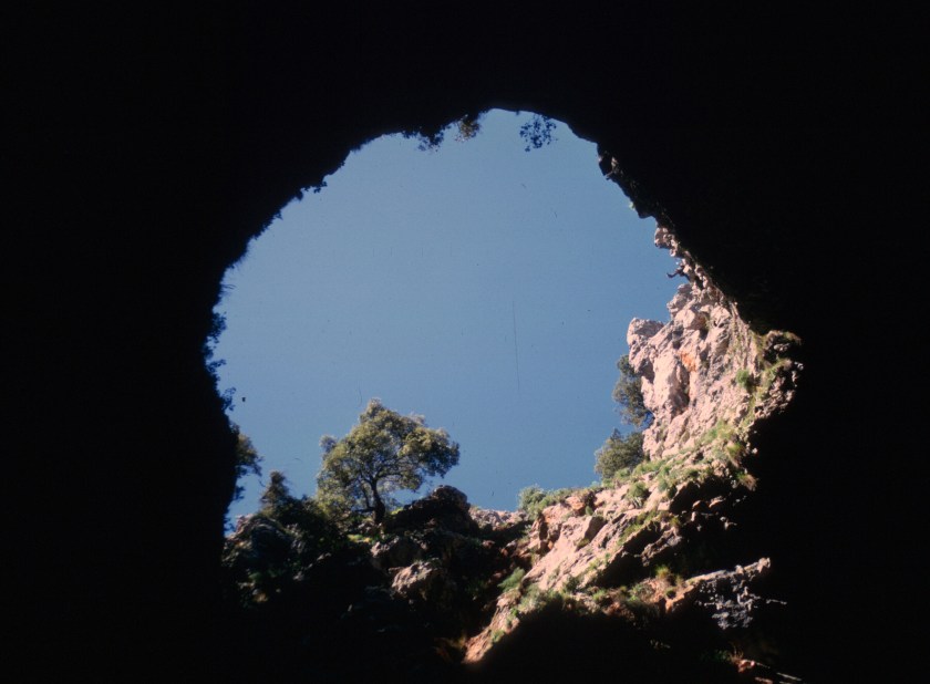 taza. collapsed roof