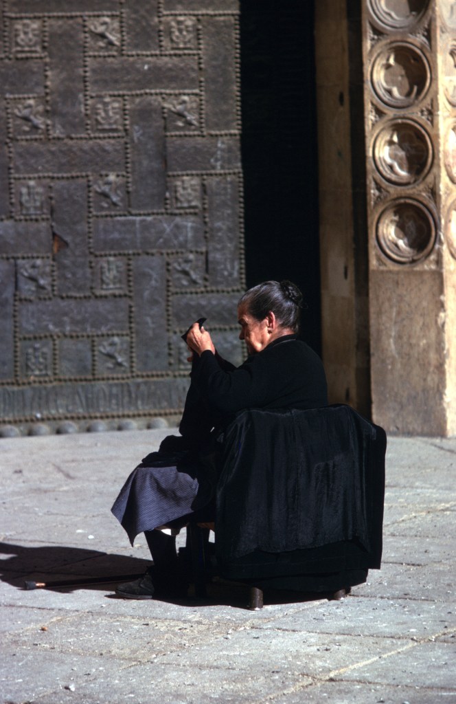 spain toledo knitting-1